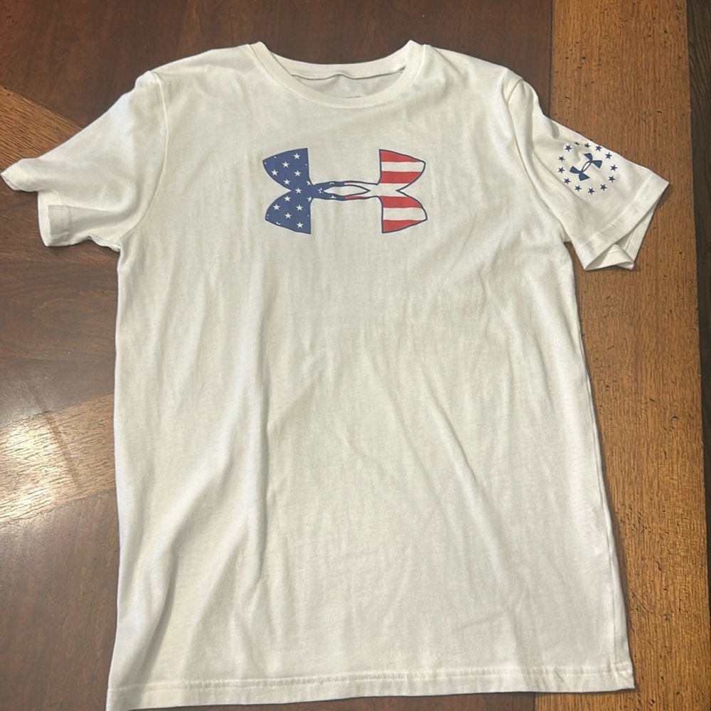 Youth XL under armour shirt